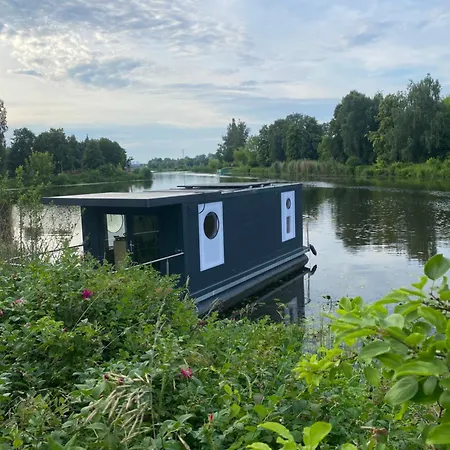 Bateau-hôtel Plywajacy Dom