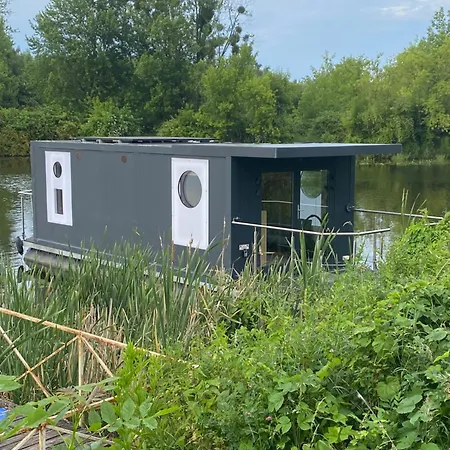 Bateau-hôtel Plywajacy Dom *