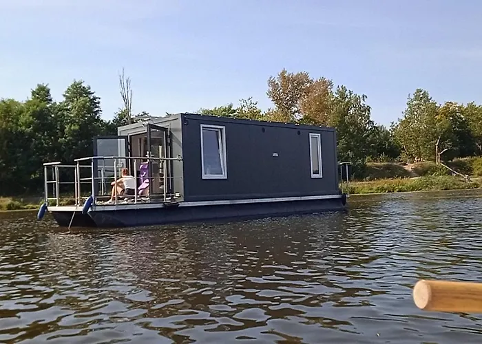 Plywajacy Dom * Zegrze