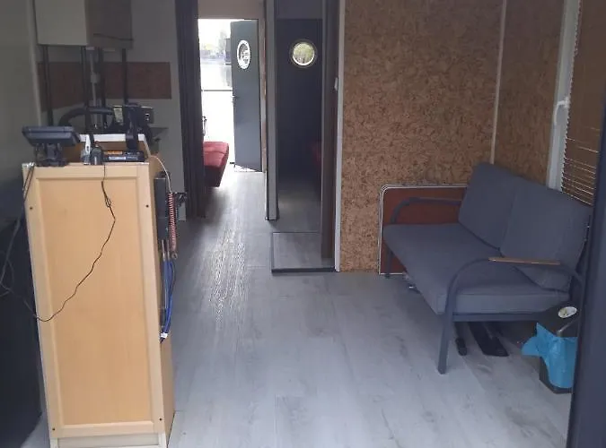 Plywajacy Dom Botel Zegrze